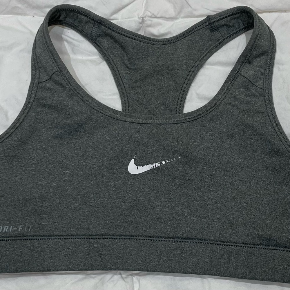 Nike XXS sports bra